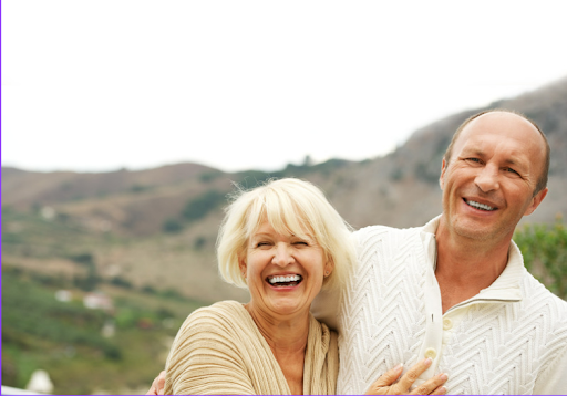 Suplementos e Vitaminas para Terceira Idade: bom para saúde e para seu negócio